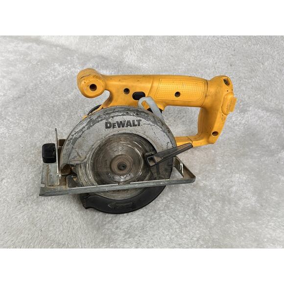 DeWalt DW936 18V Circular 5-3/8"Trim Saw Tool Only - Picture 1 of 6